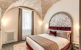 Palazzo Ottavia - La Maison D'Art Collection